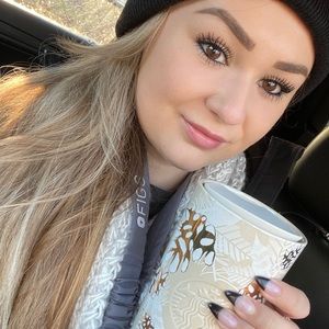 Meet your Posher, Darci